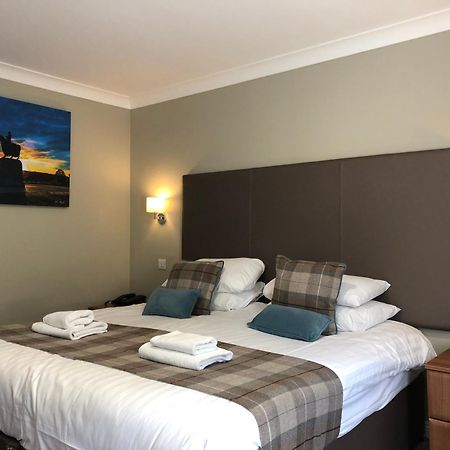 King Robert Hotel スターリング エクステリア 写真