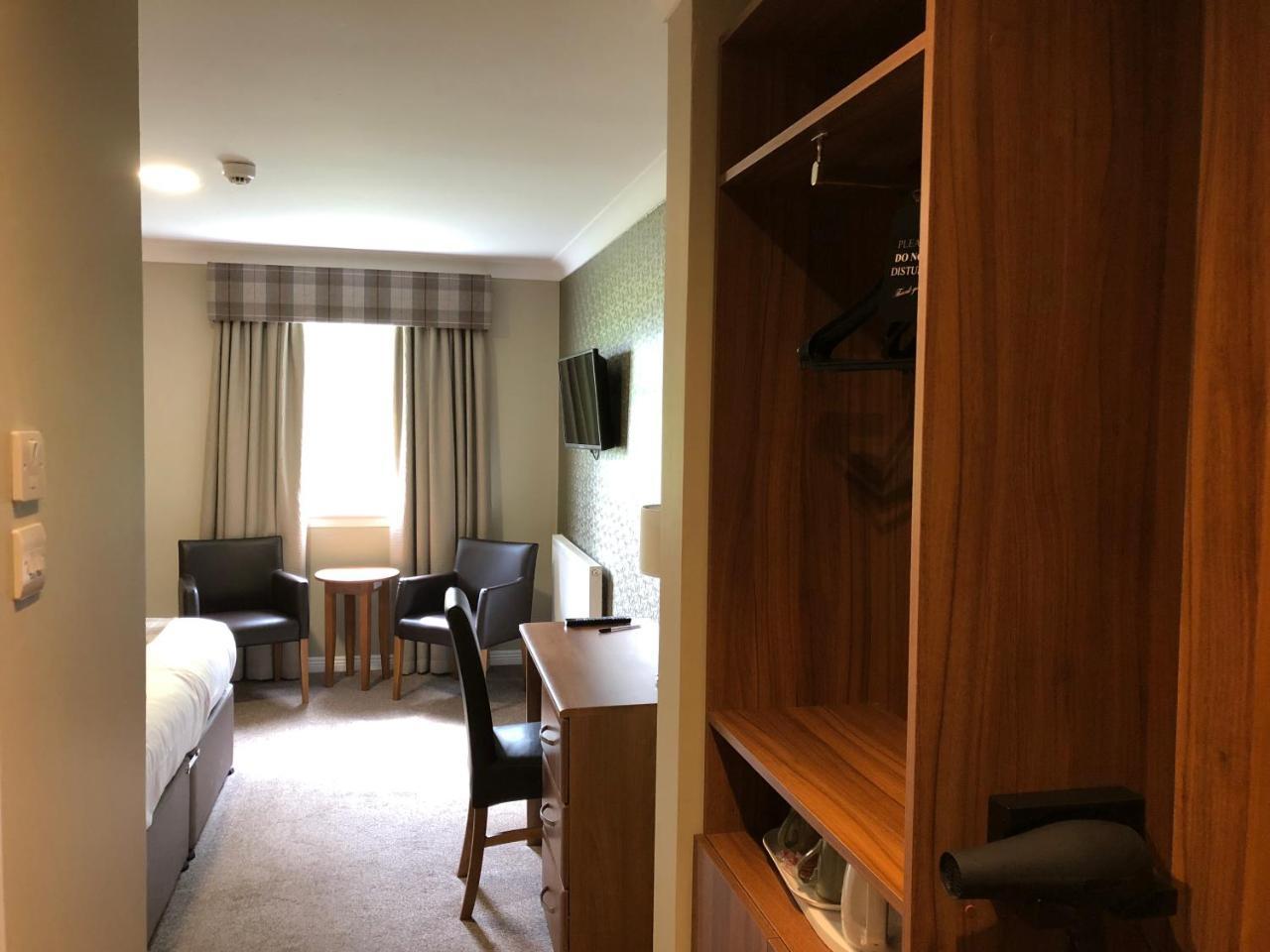 King Robert Hotel スターリング エクステリア 写真
