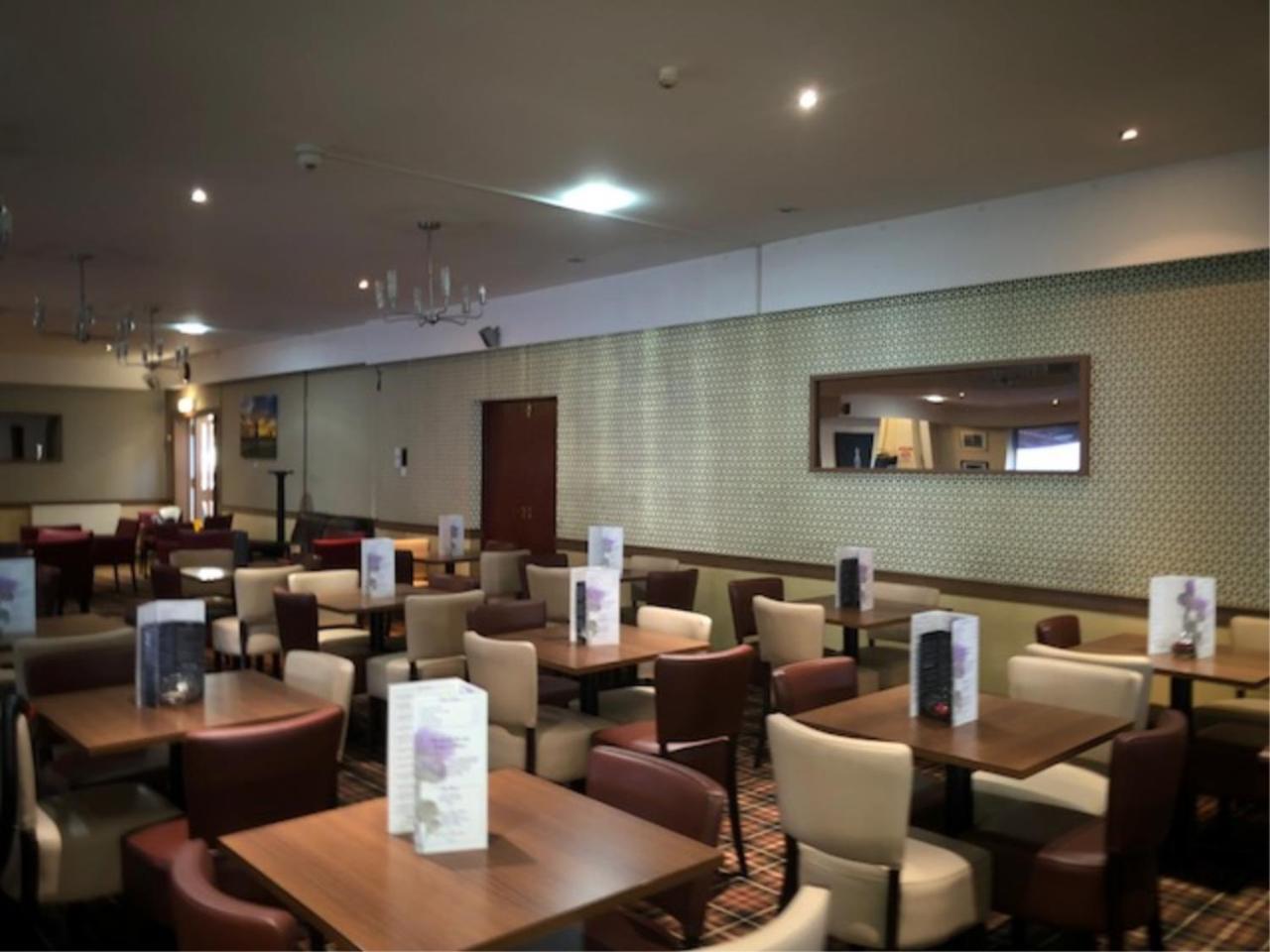 King Robert Hotel スターリング エクステリア 写真